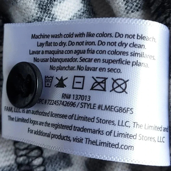 The Limited Chevron Convertible Cardigan Wrap/ Black & Ivory XL - Picture 9 of 11